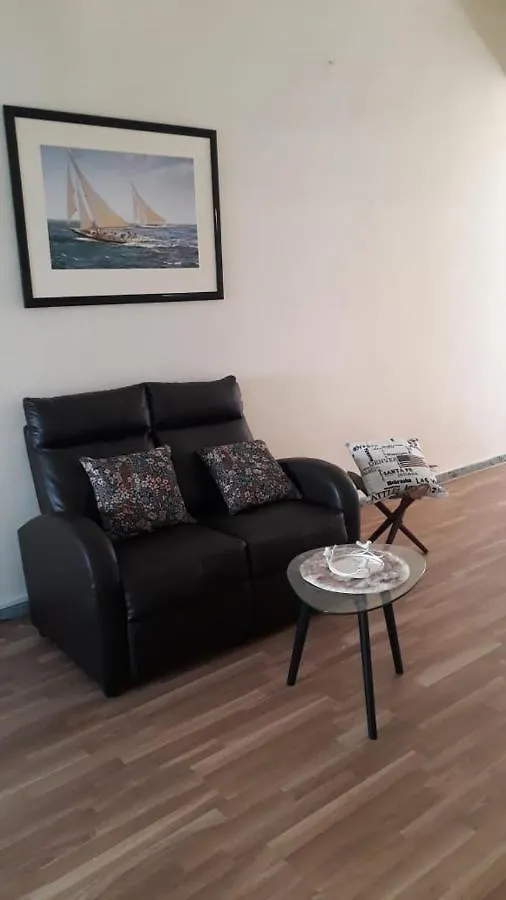홈스테이 알파스델피 Casa Blaquinha 아파트